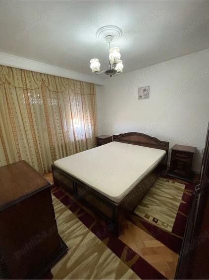 Apartament cu 3 camere decomandat în Aurel Vlaicu
