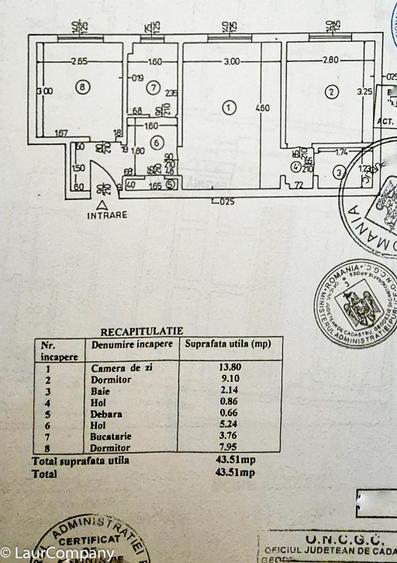 Apartament cu 3 camere semidecomandat în Trivale