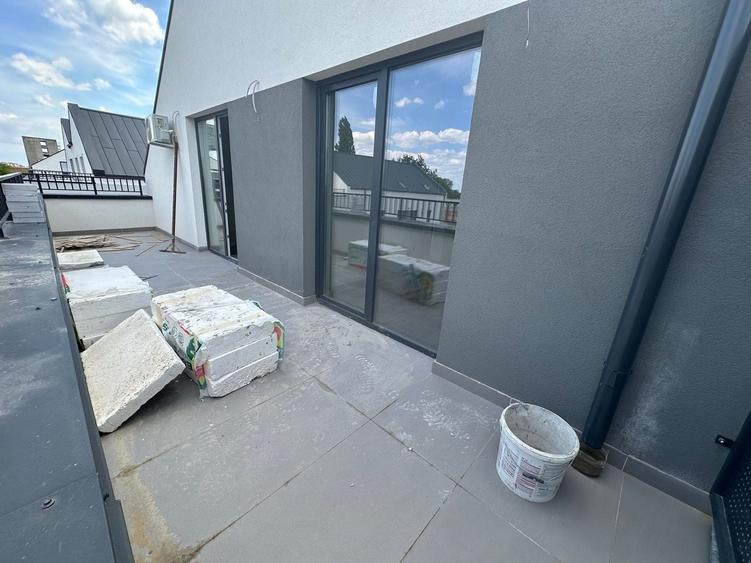 Apartament cu 2 camere decomandat în Freidorf