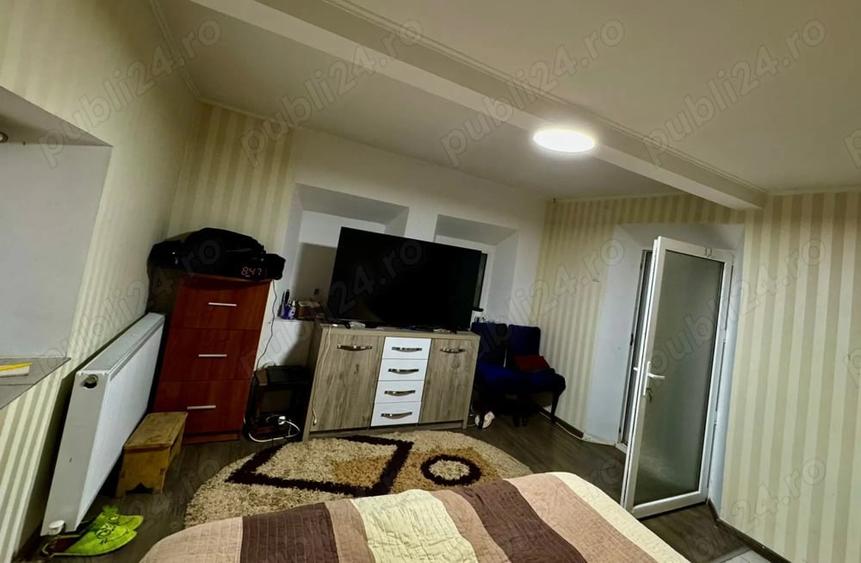 Casă cu 3 camere cu Teren 450 Mp în Central