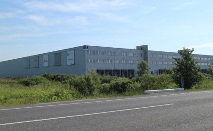 Spațiu industrial, de 51,431 mp, în Remetea Mare