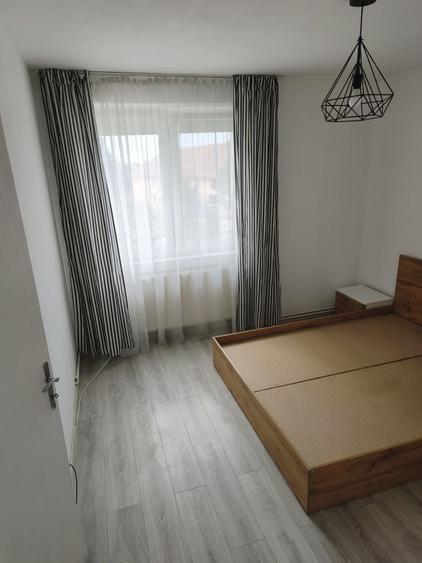 Apartament cu 2 camere decomandat în Exterior Vest