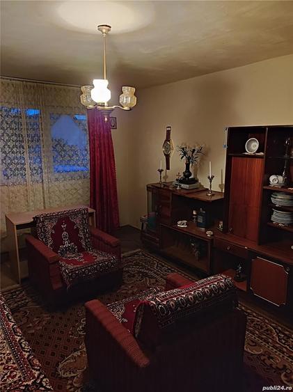 Apartament cu 3 camere decomandat în Pâncota