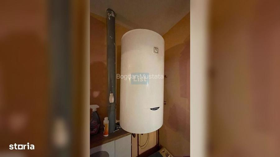 Casa rustica cu piscina,teren generos si potential excelent in Tarnova