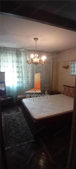 Apartament cu 2 camere decomandat în Universitate