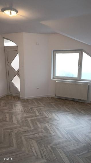 Casă cu 4 camere cu Teren 800 Mp în Zorilor