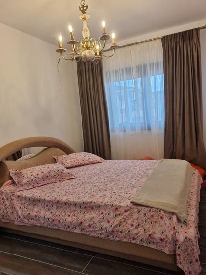 Apartament cu 3 camere decomandat în Bogdănești