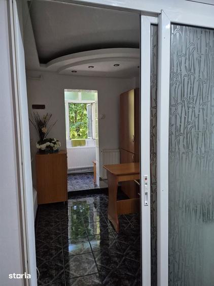Apartament cu 2 camere decomandat în Trivale