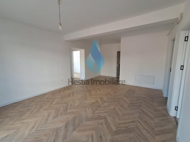 Apartament cu 3 camere decomandat în Păcurari