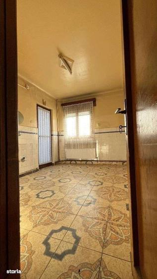 Casă cu 3 camere în Ultracentral
