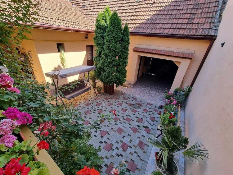 Casă cu 3 camere cu Teren 60 Mp în Central
