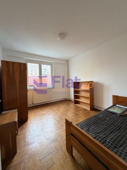 Apartament cu 3 camere în Astra