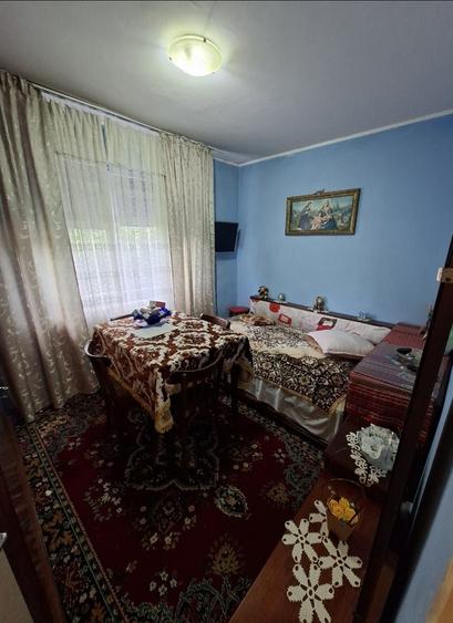 Apartament cu 2 camere nedecomandat în Ferentari