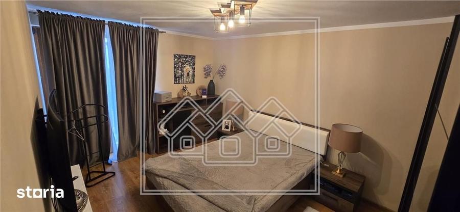 Casă cu 4 camere cu Teren 265 Mp în Central