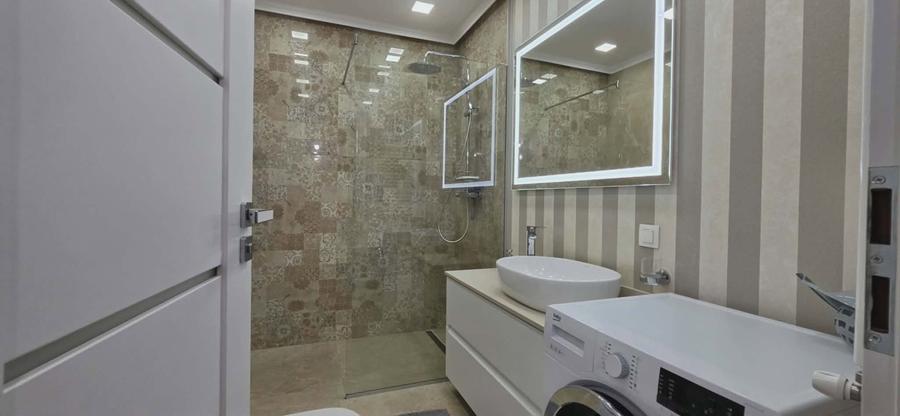 Apartament cu 2 camere decomandat în Decebal