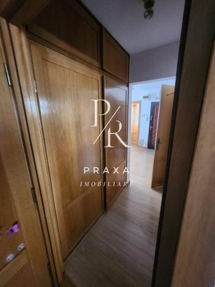 Apartament cu 4 camere semidecomandat, mobilat în Mănăștur