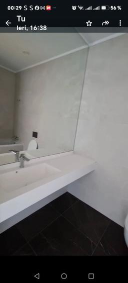 Apartament cu 2 camere semidecomandat în Barbu Văcărescu