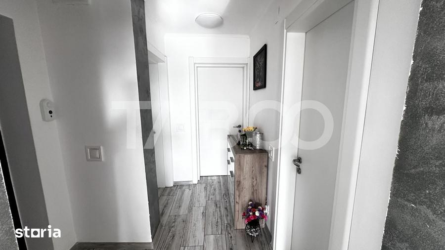 Apartament de vanzare 3 camere decomandate loc parcare Selimbar - 2