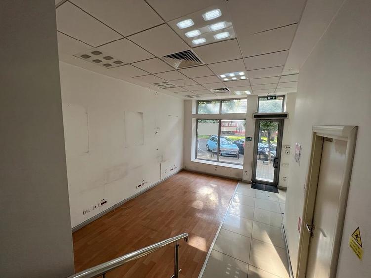Inchiriez spatiu comercial zona Ultracentrala - ID:RH-32999 - 4