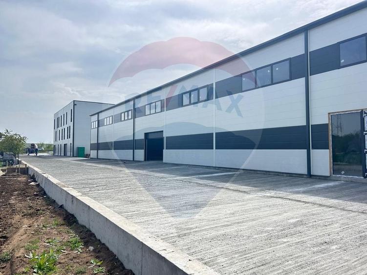Spațiu industrial, de 595 mp, în Exterior Sud