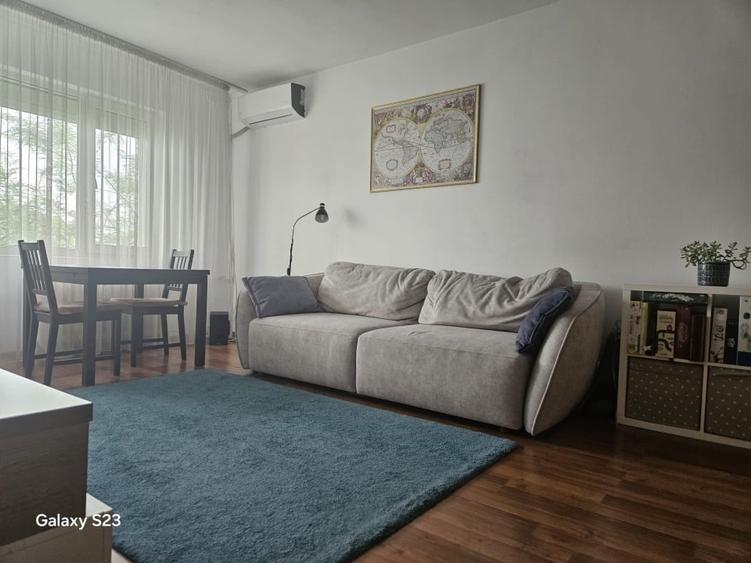Apartament cu 3 camere decomandat, mobilat în Dristor
