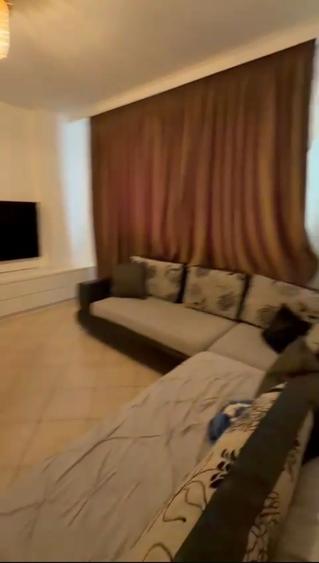 Apartament cu 5 camere decomandat, mobilat în Dorobanți
