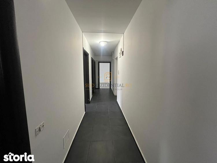 Apartament cu 3 camere decomandat în Metalurgiei