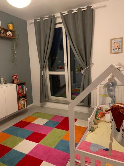 Apartament cu 2 camere semidecomandat, mobilat în Borhanci