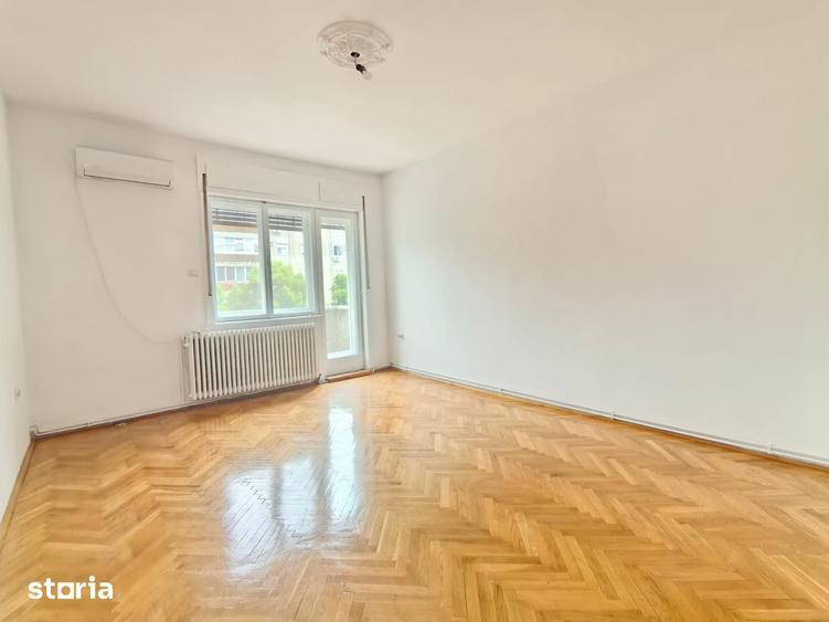 Apartament cu 3 camere în Iosefin
