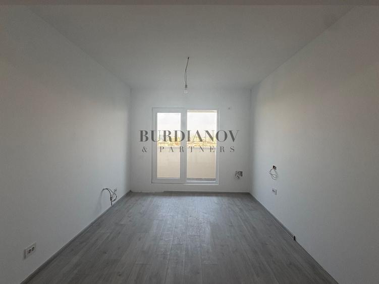 Apartament cu 3 camere decomandat în Lacul Morii