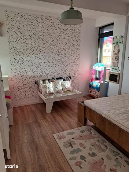 Casă cu 5 camere cu Teren 1000 Mp în Central