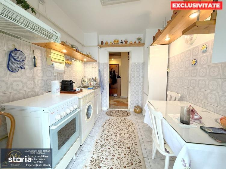Apartament cu 2 camere în Micro 17