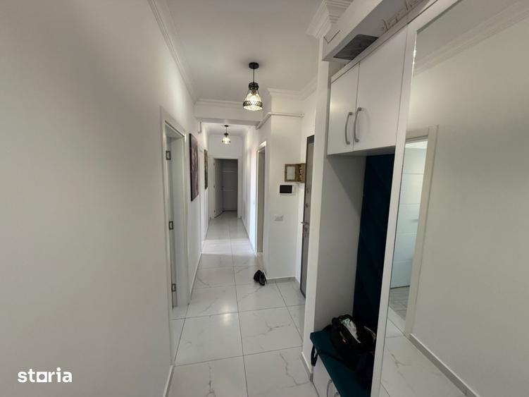 Apartament cu 3 camere decomandat, mobilat în Energia