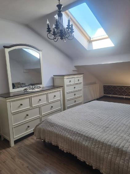 Apartament cu 4 camere circular în Trivale