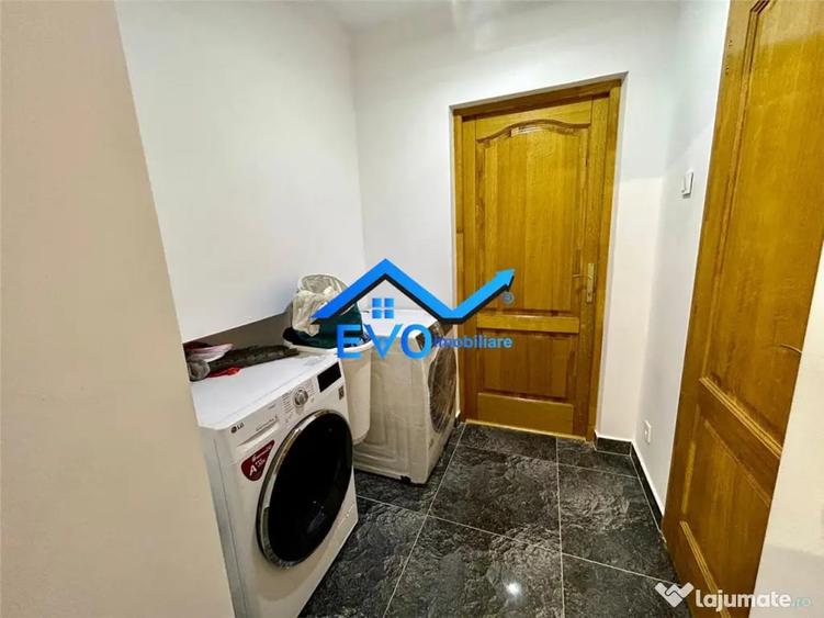 Apartament cu 4 camere decomandat în Piața Unirii