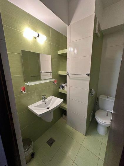 Apartament cu 2 camere decomandat, mobilat în Nicolina