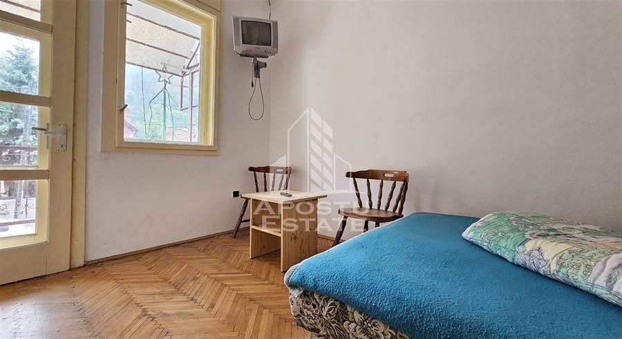 Duplex cu 5 camere cu Canalizare în Moneasa