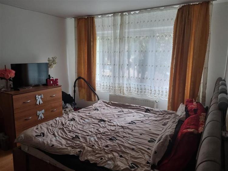 Exclusivitate, Garsoniera decomandata, Zona Garii, Brasov - 1
