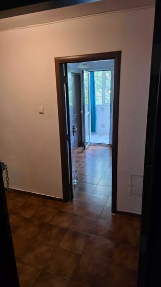 Apartament cu 2 camere decomandat în Ciorogârla