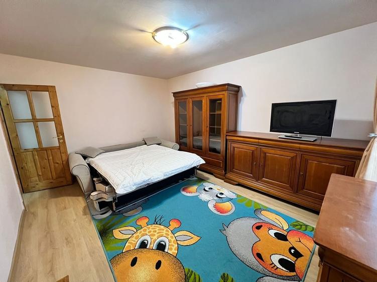 Apartament cu 3 camere decomandat, mobilat în Mărăști