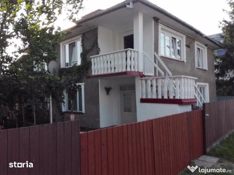 Casă cu 6 camere cu Teren 834 Mp în Dumbrava