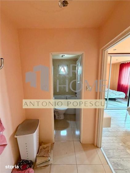 Apartament cu 2 camere decomandat în Vest
