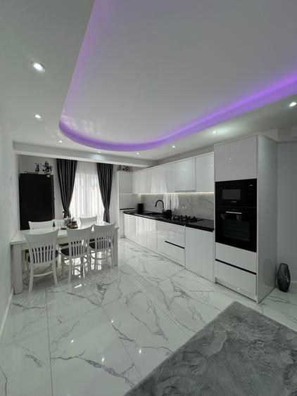 Apartament cu 3 camere în Central