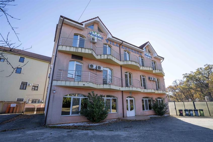 Spațiu comercial, de 599 mp, în Sânmartin