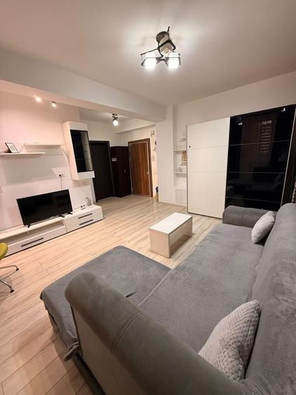 Apartament cu 2 camere decomandat în Exterior Vest