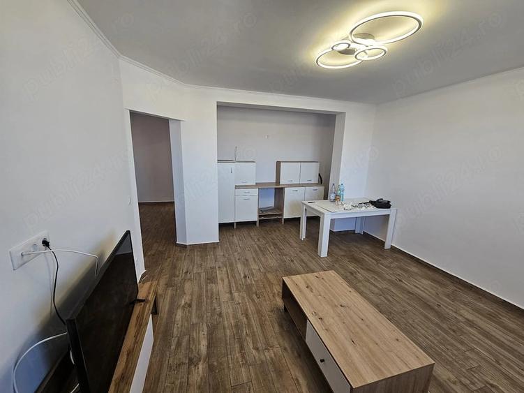 Apartament cu 2 camere decomandat, mobilat în Dacia
