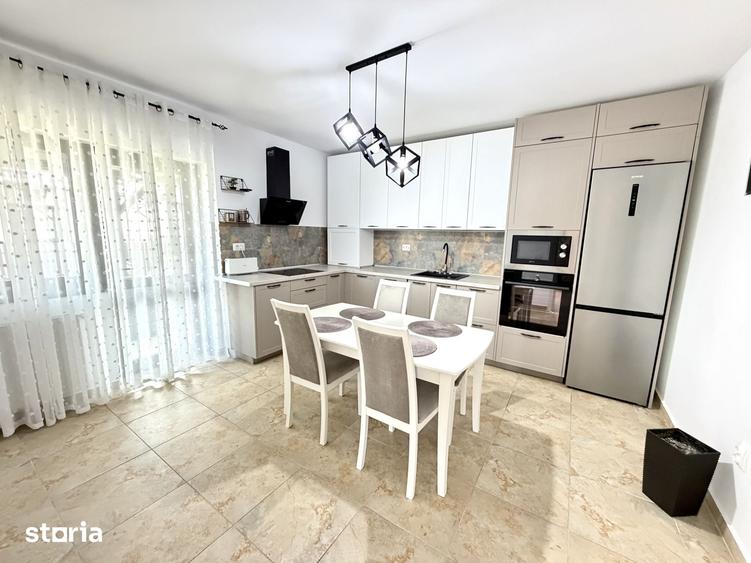 Casă cu 3 camere cu Teren 250 Mp în Central