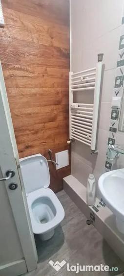 Garsonieră decomandată în Unirii