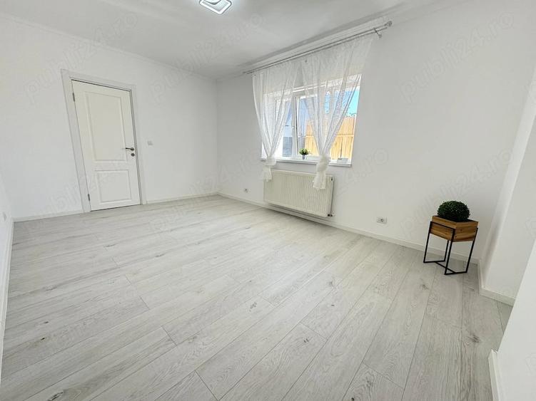 Casă cu Teren 370 Mp în Bucium