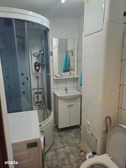 Apartament cu 2 camere în Tei